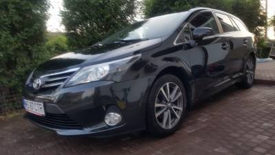 Toyota Avensis-3-IMG-nav