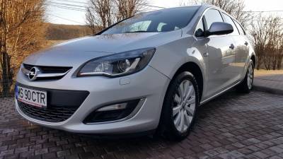 Opel Astra Tourer-3-IMG-nav