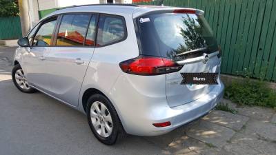 Opel Zafira-2-IMG-nav